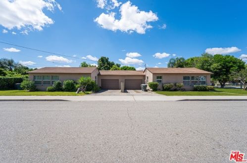 5425 C St, Chino, CA 91710-4245