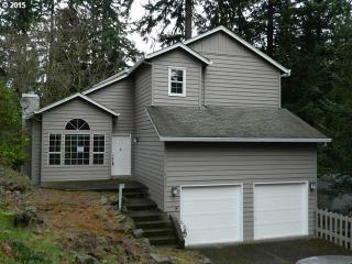 4517 Plum St, Portland, OR 97219-5286