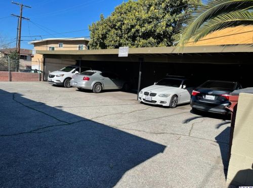 1447 Windsor Rd, Glendale CA  91205-2767 exterior