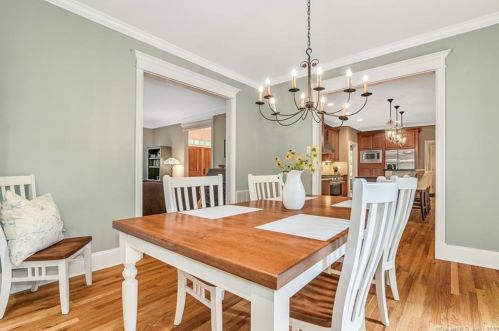 25 Historic Dr, Upper Stepney CT  06468-3207 exterior
