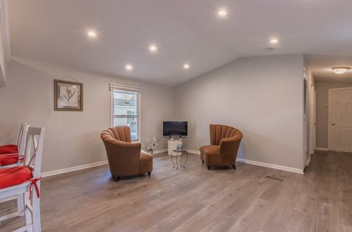 62 Oak St, Minooka, IL 60447-9505