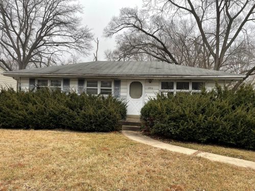 6914 Berkridge Ct, Hazelwood, MO 63042-3239