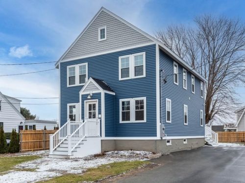269 Oliphant Ln, Middletown, RI 02842-4665