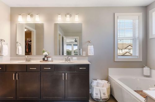 15972 Elmwood Way, Saint Paul MN  55124-4250 exterior