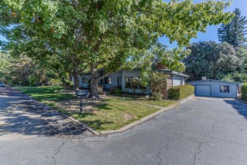 6214 Almond Ave, Citrus Heights, CA 95662-3930