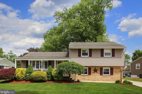 6 Darien Ct, Trenton, NJ 08620-1005