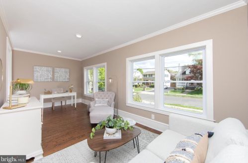 281 Rhoads Ave, Tavistock NJ  08033-1470 exterior