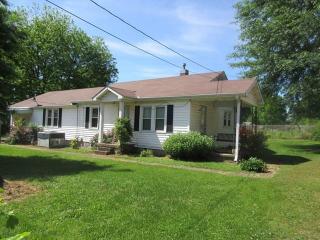 70 Atwood St, Trezevant, TN 38258-3045