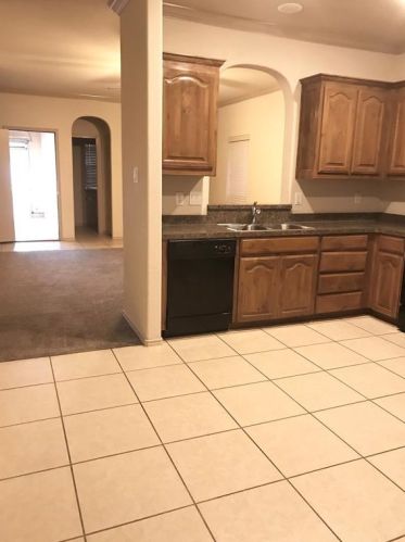 5916 Kristen Dr, Fort Worth TX  76131-1612 exterior