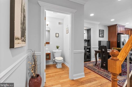 1019 19 St, Philadelphia PA  19146-2938 exterior