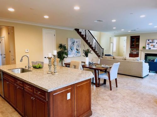 173 Desert Bloom, Irvine CA  92618-8871 exterior