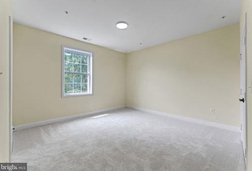 805 Colby Ave, Silver Spring MD 20912-5849 exterior