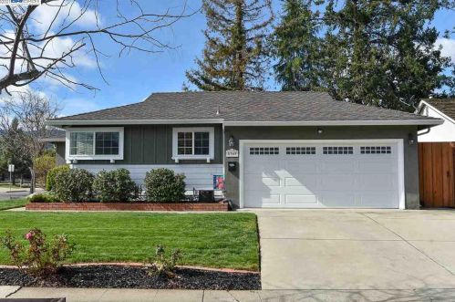 5369 Calderwood Ln, San Jose, CA 95118-2903