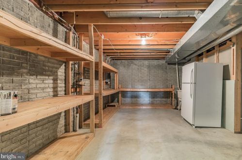 1929 Morningmist Dr, Silver Spring MD exterior