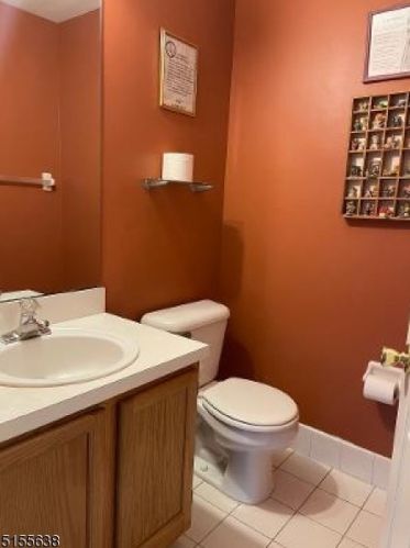 11 Crimson Ln, Dover NJ  07803-2444 exterior