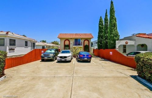 4425 Louisiana St, San Diego, CA 92116-4137