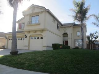 1909 Whitman St, Salinas, CA 93906-5308