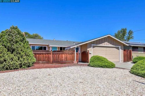 3631 Thunderbird Ct, Concord, CA 94520-1430
