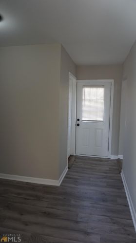 3260 Creekwood Dr, Rex GA  30273-2121 exterior