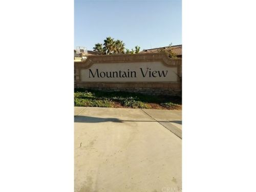 3055 Avalon Pkwy, Perris, CA 92571-6911