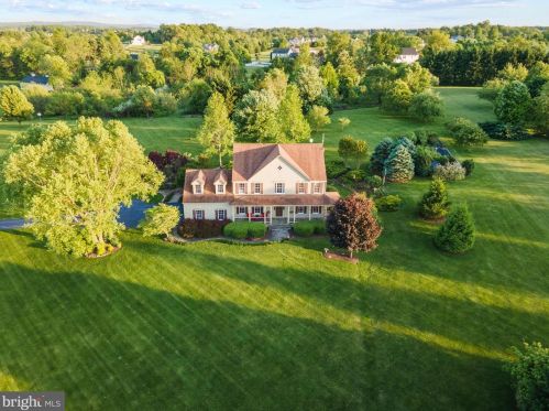 14405 Richards Run Ln, Purcellville, VA 20132-3656
