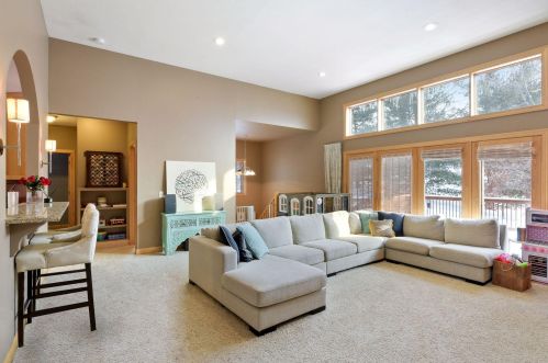 2479 Grey Eagle Cir, Saint Paul MN  55129-6221 exterior