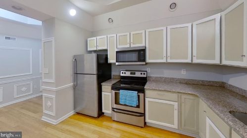 1912 Berks St, Philadelphia, PA 19121-2220