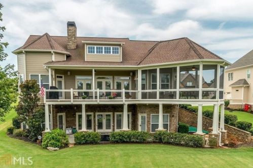 300 Harmony Grv Ln, Jefferson GA  30549-7925 exterior