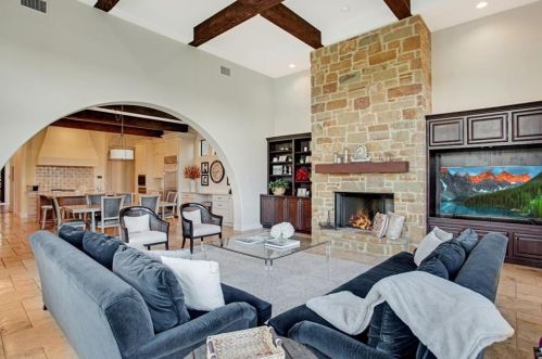 316 Dawn River Cv, Austin TX  78732-1986 exterior