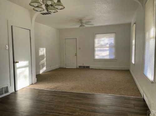 1123 Mesa Ave, Pueblo, CO 81004-2847