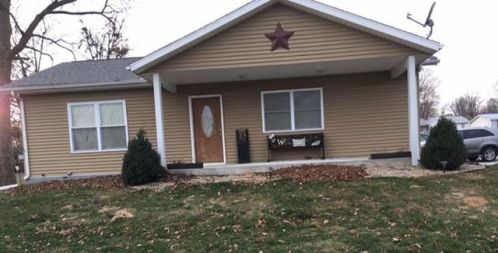 401 Federal St, Griggsville, IL 62340-1212