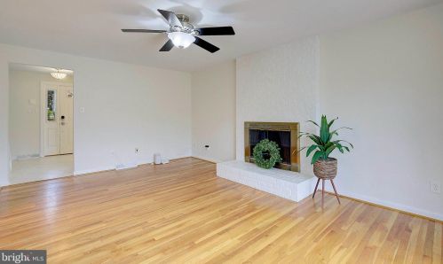 5026 Round Tower Pl, Columbia MD  21044-1322 exterior