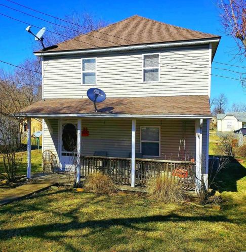 20 C St, Bonne Terre, MO 63628-1608