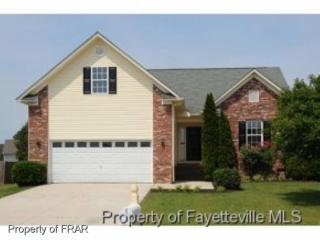 46 Edgecombe Dr, Spring Lake NC  28390-9144 exterior