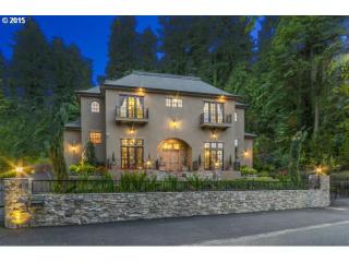 11051 Riverwood Rd, Portland OR  97219-8463 exterior