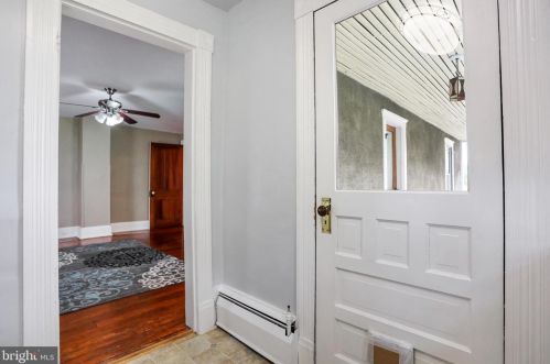 328 Mildred St, Charles Town WV  25414-1834 exterior