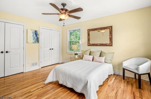 9 Green St, Morristown, NJ 07960-5255