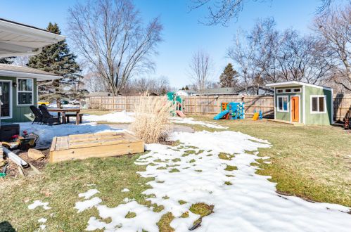 365 Conlin Ave, Sycamore IL  60178-3025 exterior