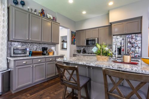 573 Stetson Dr, Valley Home CA  95361-8689 exterior