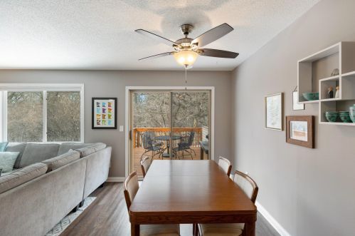 1715 Hickory Hl Dr, Saint Paul MN  55122-2412 exterior