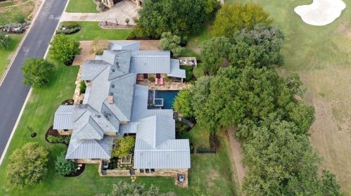 105 Spearpoint Cv, Georgetown, TX 78628-6953