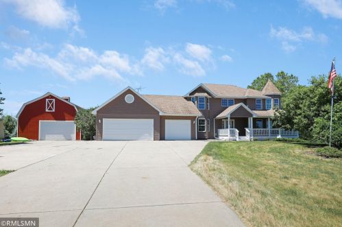 19886 Erin Ave, Prior Lake, MN 55372-8770
