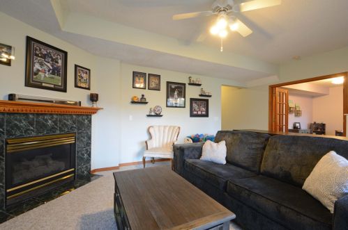 12118 Gantry Ln, Saint Paul MN  55124-6204 exterior