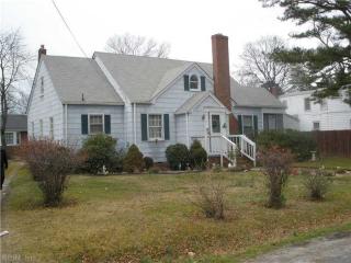 17 Davis St, Portsmouth, VA 23702-3021