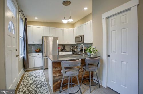 36 Mulberry St, Lancaster PA  17603-3741 exterior