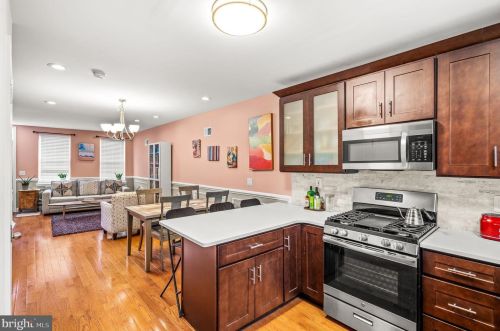 820 Earp St, Philadelphia PA  19147-5708 exterior