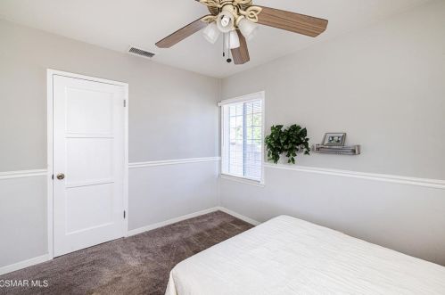 7662 Paso Robles Ave, Van Nuys CA  91406-2141 exterior