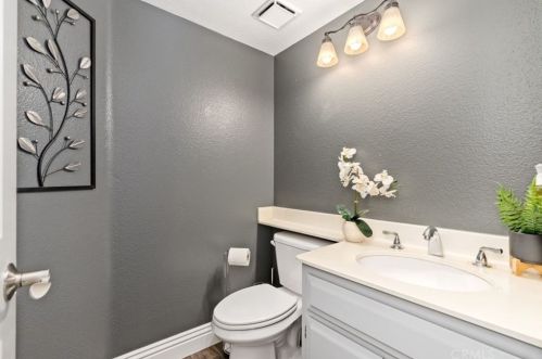 9178 Shaddock Cir, Riverside CA  92508-6454 exterior