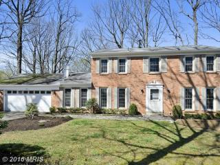 3212 Dominy Ct, Vienna, VA 22124-2008