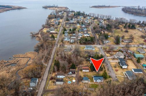 502 64th Ave, Duluth, MN 55807-2122